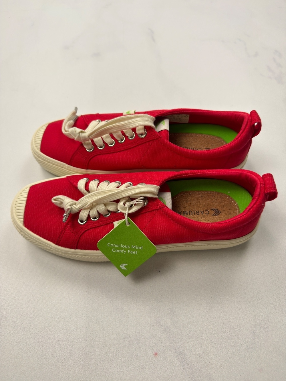 Cariuma OCA Canvas Sneakers Red Casual Comfy - Mens 8.5 / Womens 10